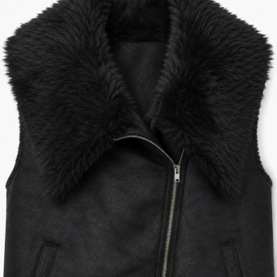Decjuba Womens Black Faux Fur /  Leather Look Vest - Size S/M