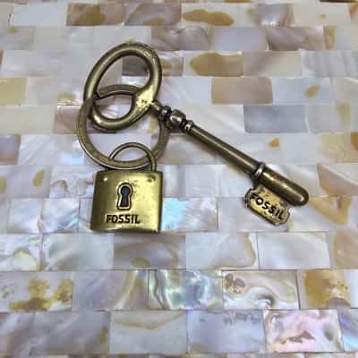 Vintage FOSSIL Brass-Tone Key & Lock Keychain Set