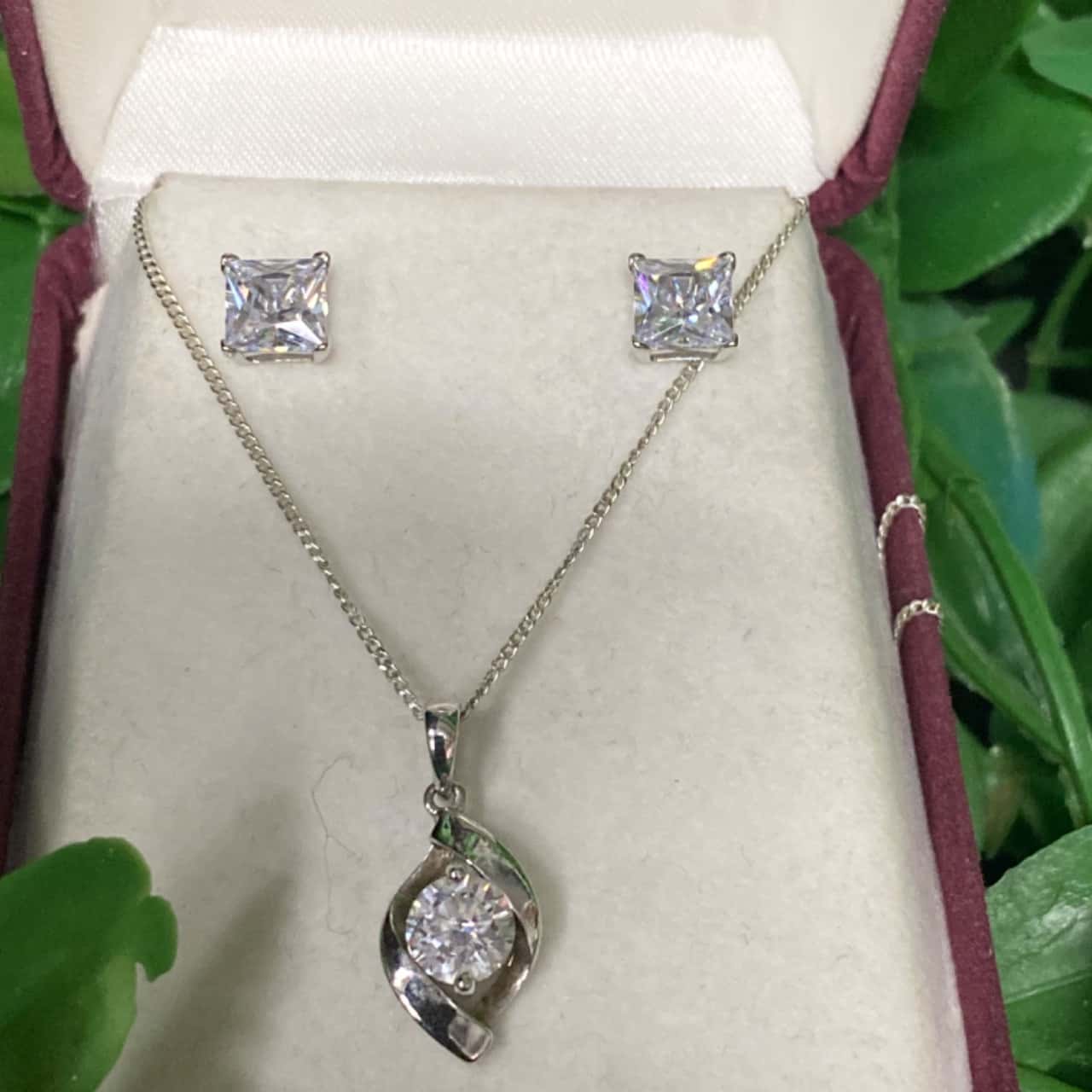 Micro Silver Set Sterling silver set(s)