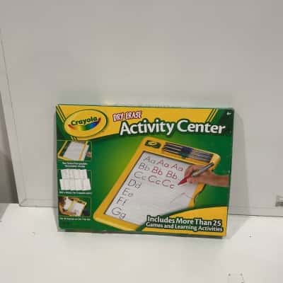 Crayola dry erase activity centre kit 
