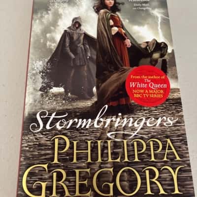 Phillipa Gregory- Srotmbringers 