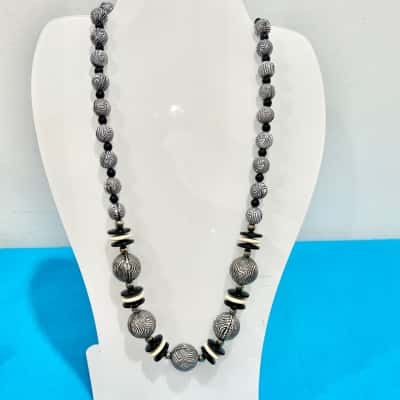 Vintage Black White Beaded Necklace 