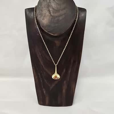  Womens Vintage (1970's)Teardrop Pendant Necklace 