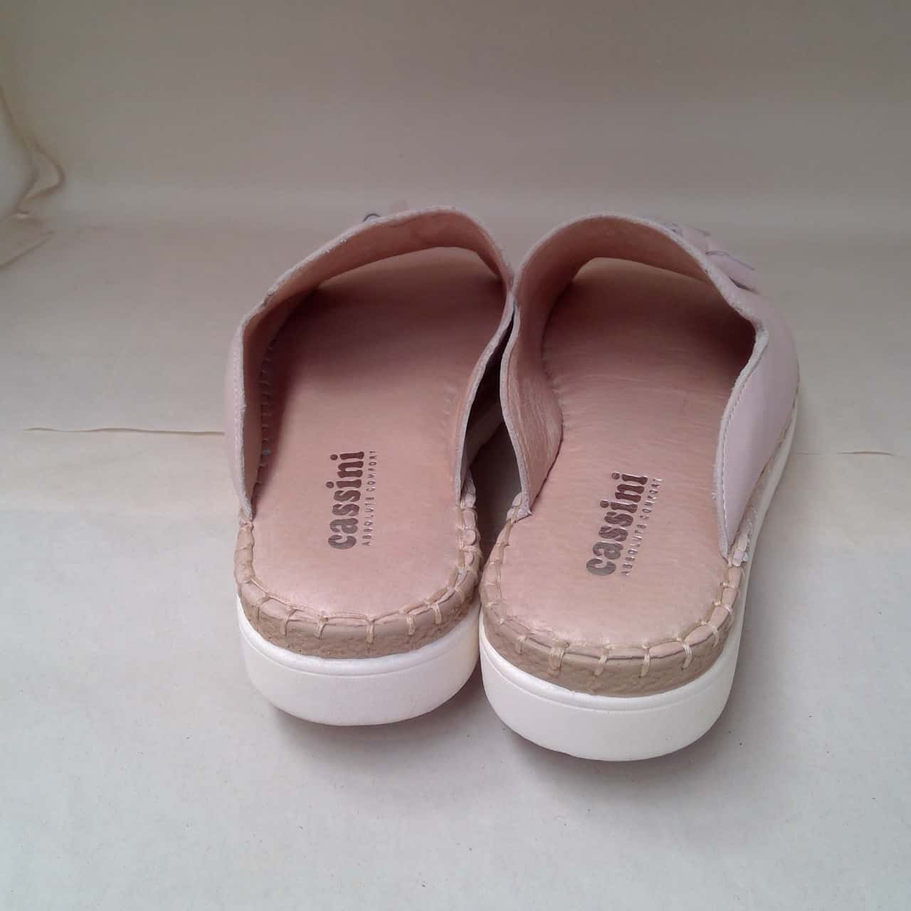 Cassini Women's Mindy Slip On Loafers- Cream/ Navy main image 1