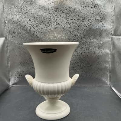 Wedgewood Etruria Moonstone 17.5cm Vase