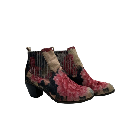 I Love Billy Womens  Size 38 Boots Black  / Floral Velvet Ankle Boots 