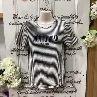 Country Road Brand! CR HERITAGE LOGO STRIPED T-SHIRT! Womens  Size XS T-shirts Beige / Navy Blue / Pattern / Pinstriped 