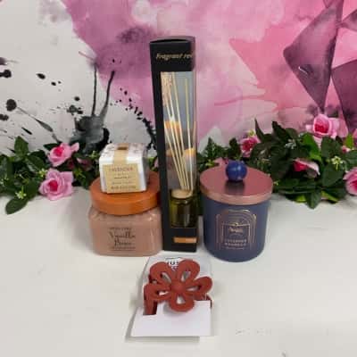 Salvos store show bag- ladies vanilla/lavender scented  