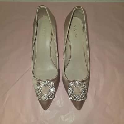 Review Womens  Size 39 Heels Pink
