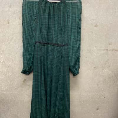 Tommy Hilfiger Womens  Size 10 Long Sleeve Dress Black  / Green / Pattern 