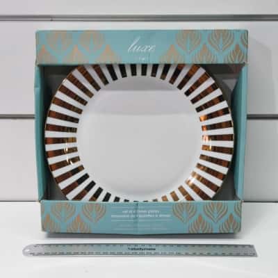 Luxe by Ciroa Set of 4 Dinner Plates As New PreOwned 