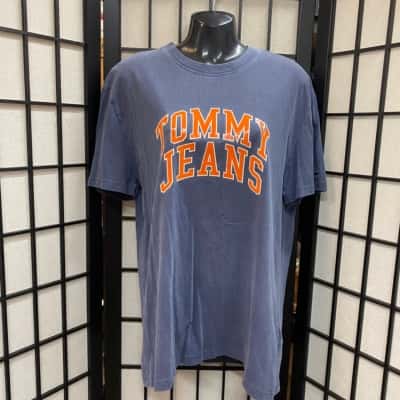 Tommy Hilfiger- Tommy Jeans Mens  Size M Short Sleeve T-shirt 