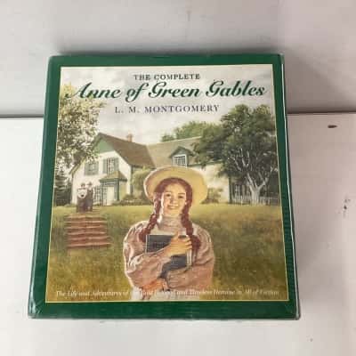 New - The Complete Anne of Green Gables 8 books boxed set