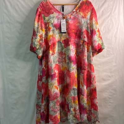 Taking Shape Womens  Size 18 Casual Dress / Floral Dress Floral / Pink  