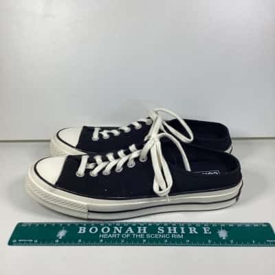 Converse Men Size 8 Chuck Taylor 