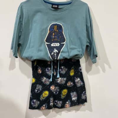 Peter Alexander Boys Star Wars Size XS Pyjamas Black  / Green 