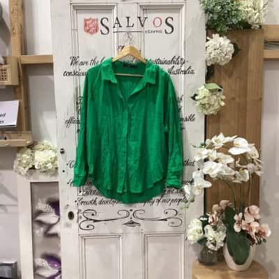 SPORTSGIRL BRAND! Womens  Size 14 Button Up Top Green! STUNNING BUTTON UP LONG SLEEVE TOP! LIGHTWEIGHT, GREAT FOR DRESSING UP OR DOWN! 