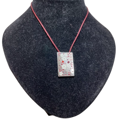 Swatch Womens 40 - 44cm Necklace Maroon/Silver/White