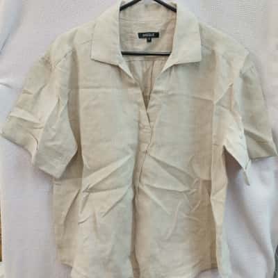 Basque Womens  Size 12 Short Sleeve Shirt Beige 