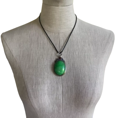  Chinese Jade Pendant with Enamel Flower Derail Green 