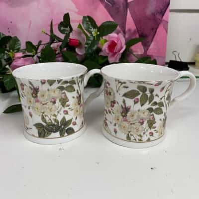 Bone China Mugs Set/2 May Queen Floral Pattern
