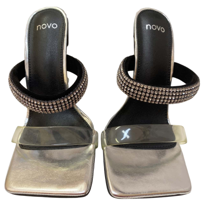 Novo Womens  Size 7 Heels Black  / Silver 