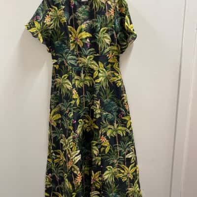 Veronika Maine Womens  Size 12  NEW midi dress