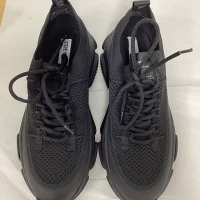 Stove madden Women's sport shoes