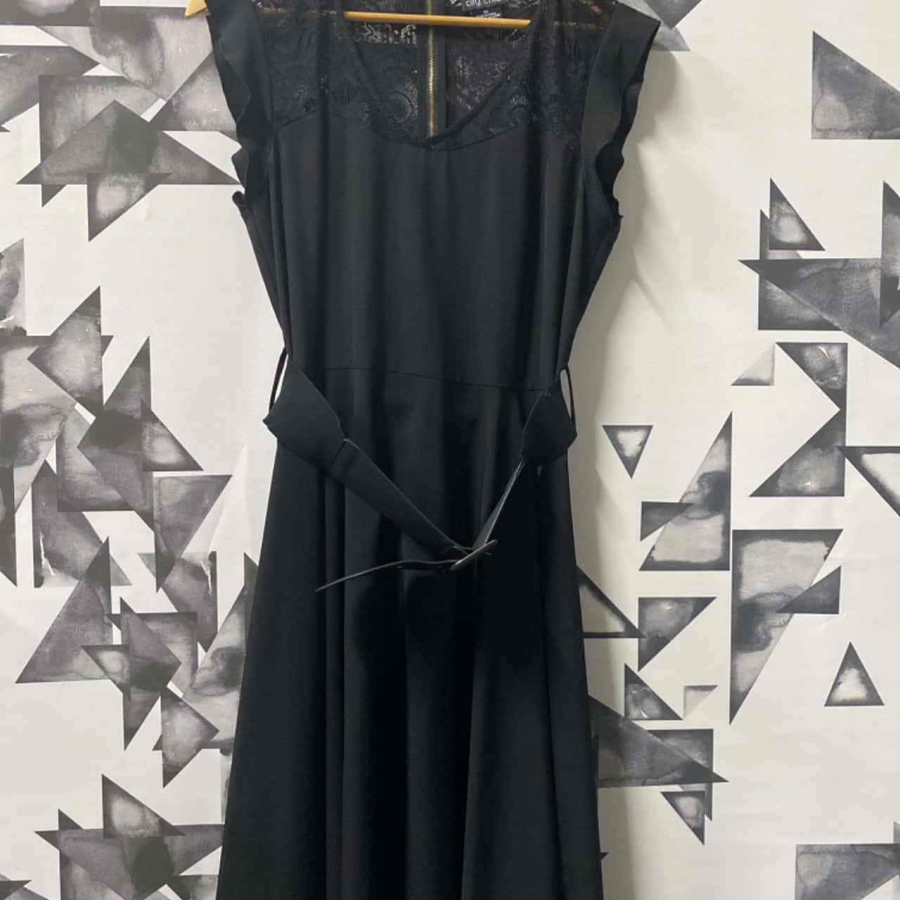 City Chic Womens Size XS Black dress with belt (s)