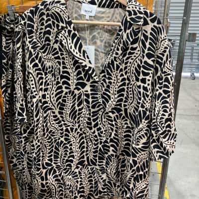 Seed Heritage Womens Shirt/Pants Size 16 Animal print 