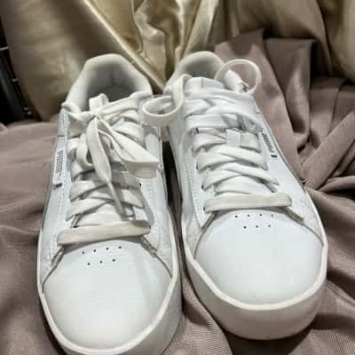 Puma Kids  Size 3 Shoes White 