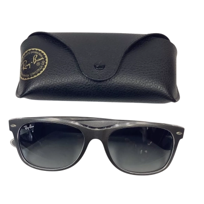 Ray-Ban New Wayfarers (RB2132)