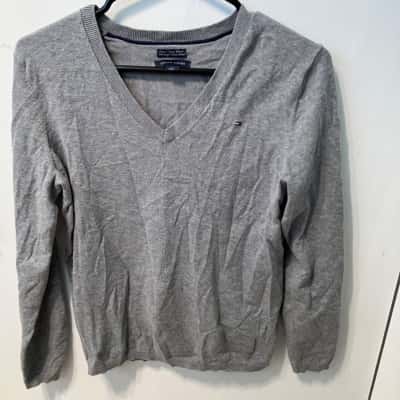 Tommy Hilfiger Kids  Size M long sleeve shirt Grey 