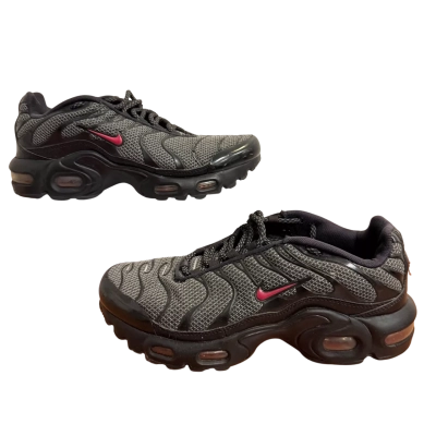 Nike Unisex  Size 38 Sneakers Black  