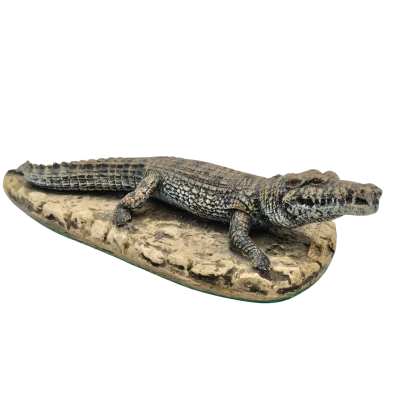 Possibly Quite Rare Souvenir Resin Salt Water Crocodile Ornament Made In Australia  (brica cubes)