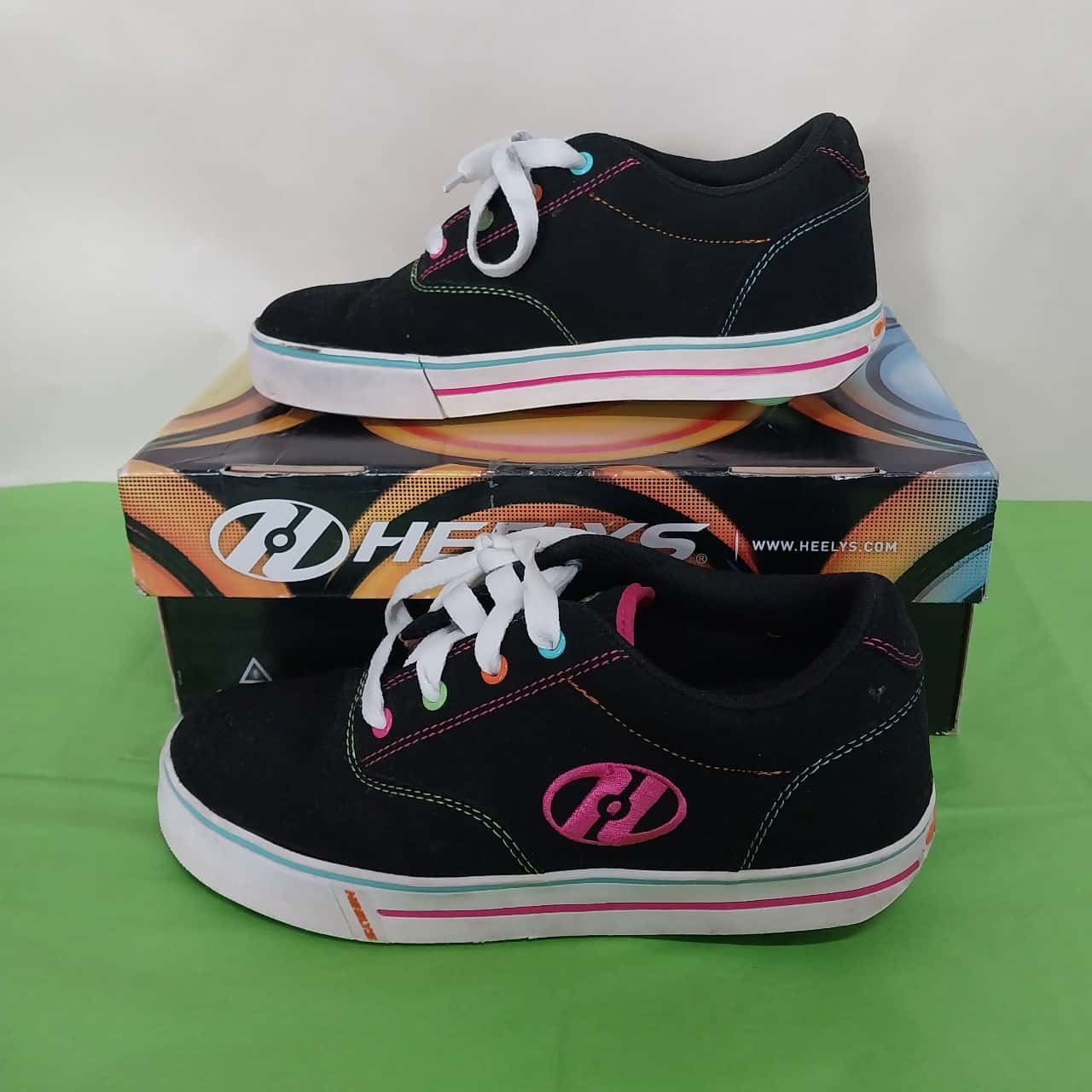 Heelys hot sale size 4