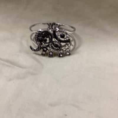  Womens Bangle elephant