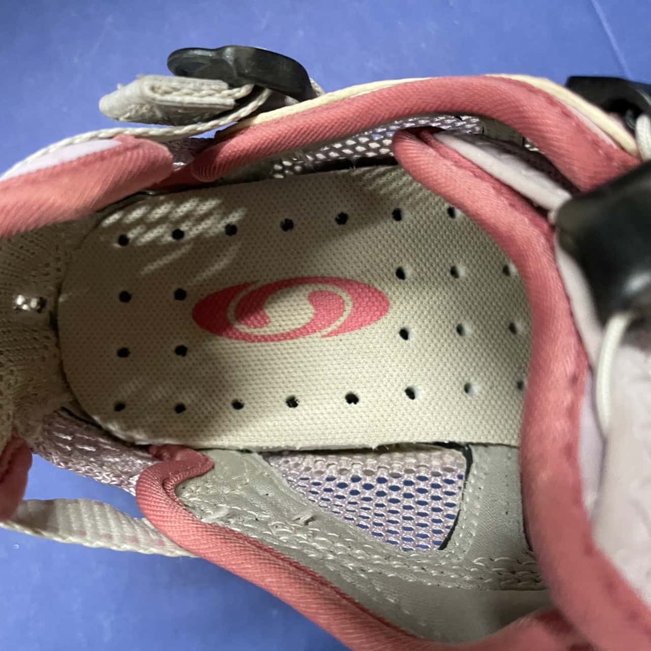 Salomon Womens Size 38 Trainers Pink (s)