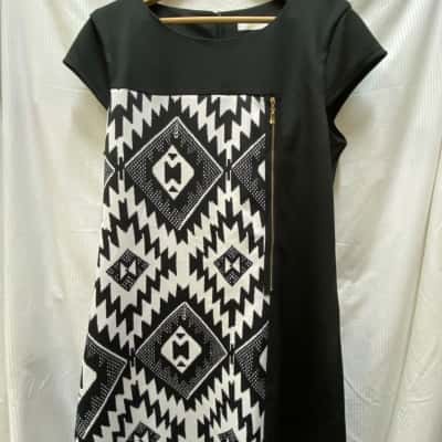 Teaberry Womens  Size 14 Midi Dress Black  / Pattern / White 