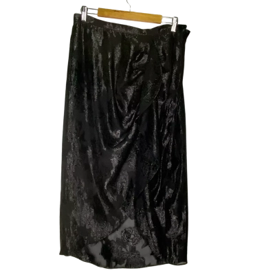 City Chic Womens  Size XS Midi Skirt Black  / Floral 
