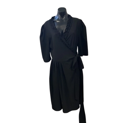 Charlie Brown Womens  Size 16 Wrap Dress Black  