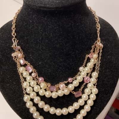 Avon luminous pearlesque Earrings / Necklace Gold / Pearl / Pink  