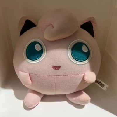 Pokemon's Jigglypuff Plushie