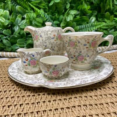 James Kent Chintz Trellis Rose Breakfast 6 piece Tea Set