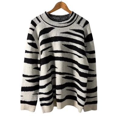 Noni B Womens  Size 16 / XL Crew Neck Jumper Black  / Off White 