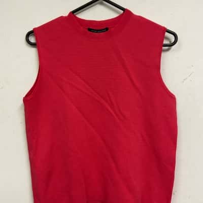  Womens  Size M Sleeveless Top Coral 