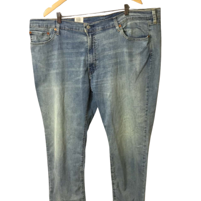 Men’s Size XL Blue Levi’s Denim Jeans