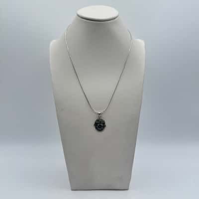 925 Child Pendant On A 925 Italy Chain