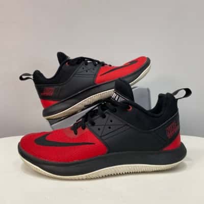 Nike Fly By II Mens  Size 8.5 Sneakers / Trainers Black  / Red 