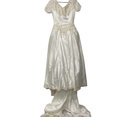  Womens Bridal Chic Estimate Size 12 / 14 White Wedding Dress With Gold Flower Pearl 